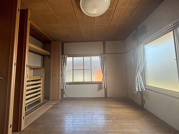 室内