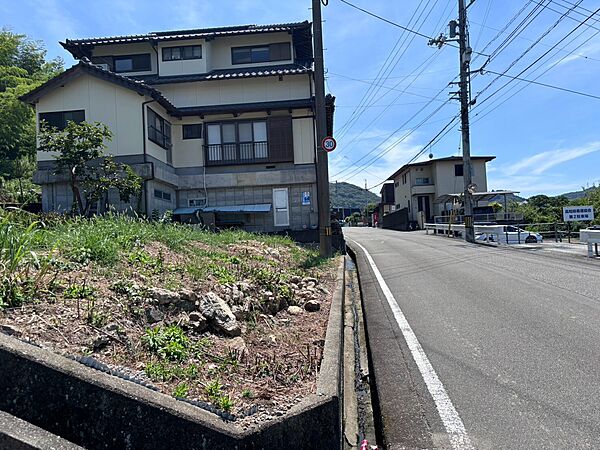 前方道路はこんな感じです。