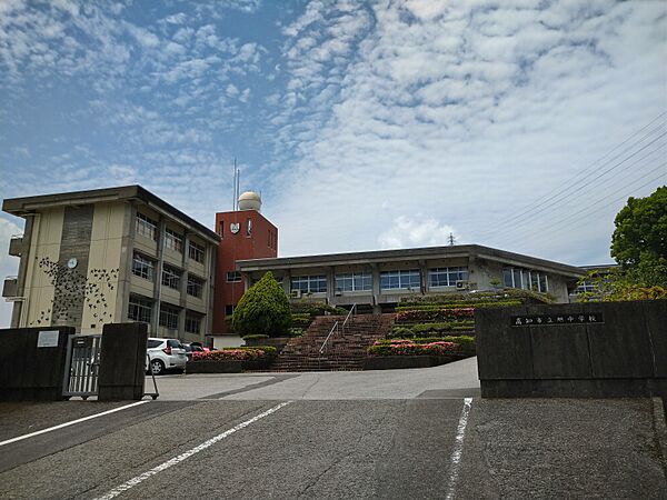 高知市立旭中学校まで徒歩31分
