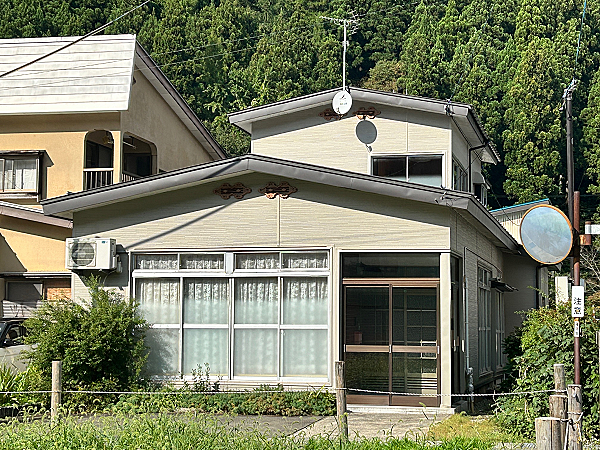 detached 秋田県湯沢市裏門2丁目
地図を見る