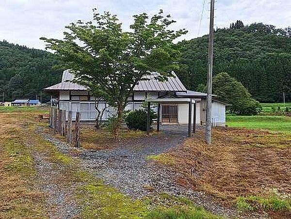 detached 岩手県花巻市鉛字中野
地図を見る