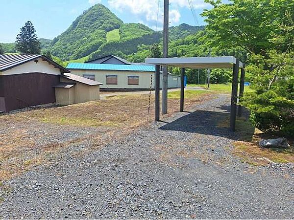 detached 岩手県花巻市鉛字中野
地図を見る