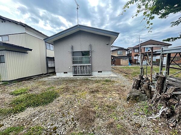 detached 秋田県雄勝郡羽後町西馬音内字川原田
地図を見る