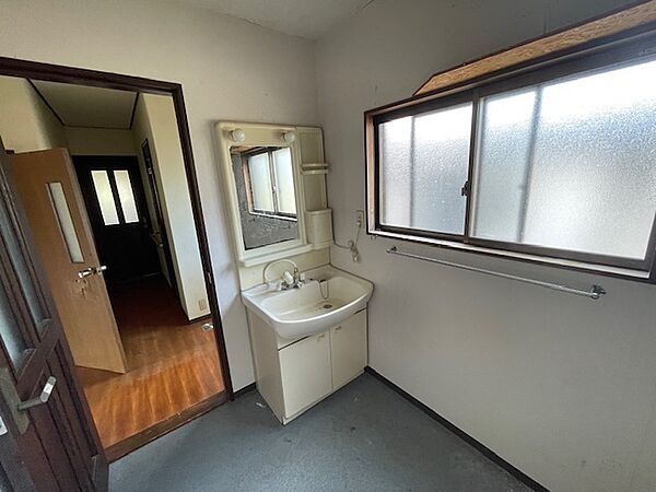 detached 秋田県横手市婦気大堤字高ノ森
地図を見る
