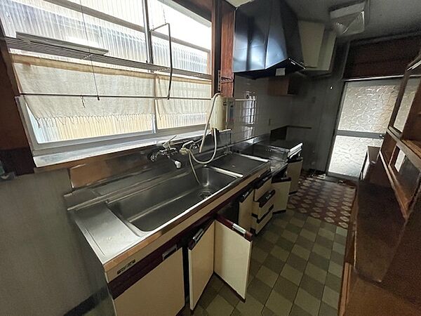 detached 秋田県雄勝郡羽後町西馬音内字川原田
地図を見る