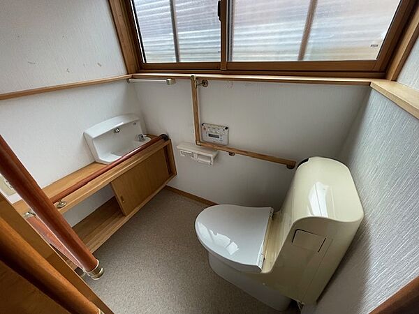 detached 秋田県雄勝郡羽後町西馬音内字川原田
地図を見る