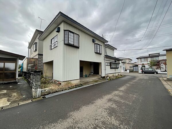 detached 秋田県横手市横手町字三ノ口
地図を見る