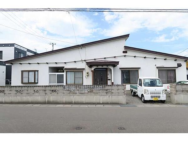 detached 青森県弘前市大字城東中央１丁目11-2