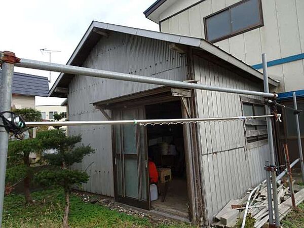 detached 青森県東津軽郡平内町浅所91-37
地図を見る