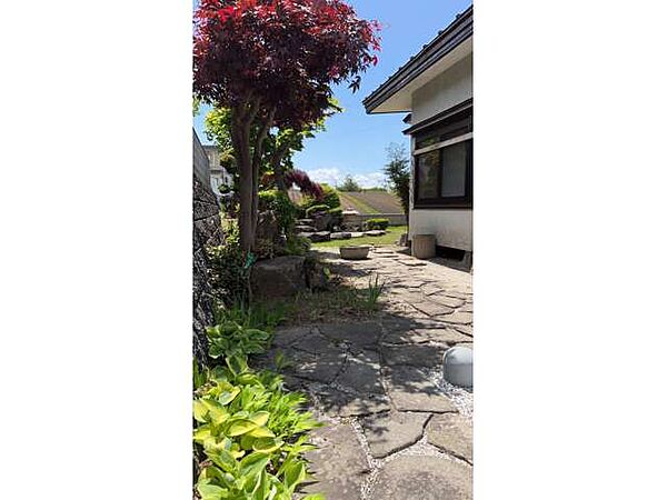 detached 青森県青森市月見野1丁目
地図を見る