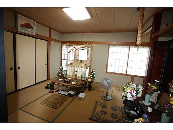 detached 秋田県にかほ市象潟町二の丸23-2
地図を見る