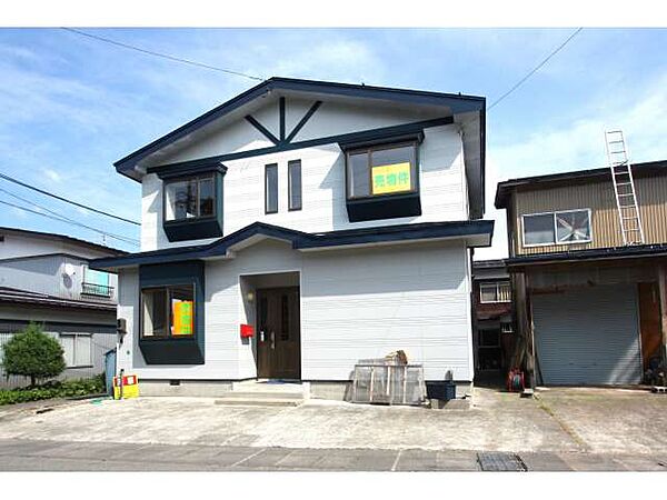 detached 秋田県湯沢市小野字東古戸10-1
地図を見る