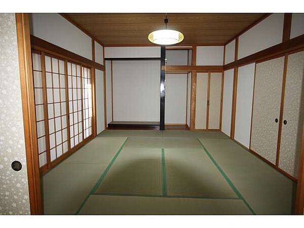 detached 秋田県湯沢市小野字東古戸10-1
地図を見る