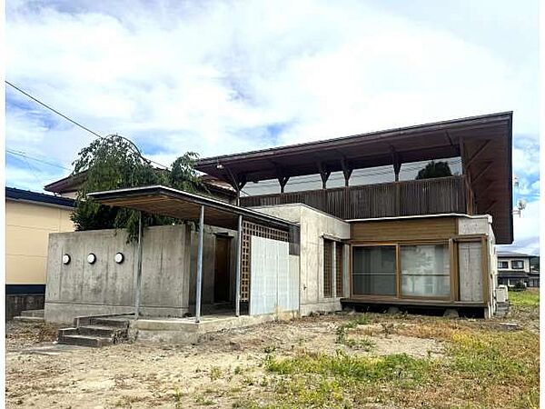 detached 山形県西村山郡河北町谷地甲
地図を見る