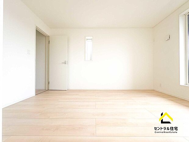 寝室　子供部屋としていかがでしょうか。