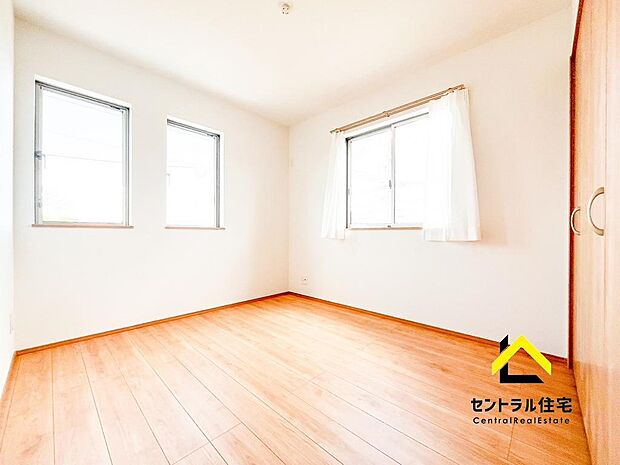 施工例 寝室 収納付きの子供部屋として利用しやすい居室です。