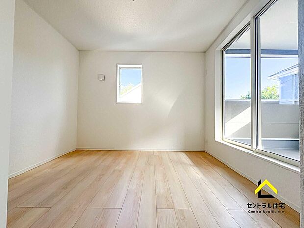 寝室 ベットもゆとり持って配置可能♪