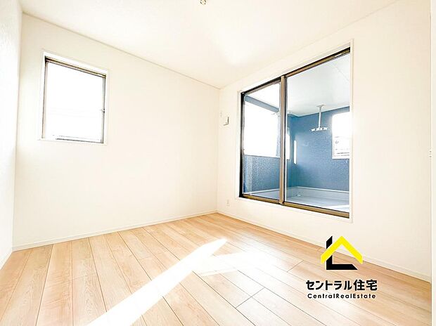 同規模・同仕様の寝室 子供部屋としていかがでしょうか。