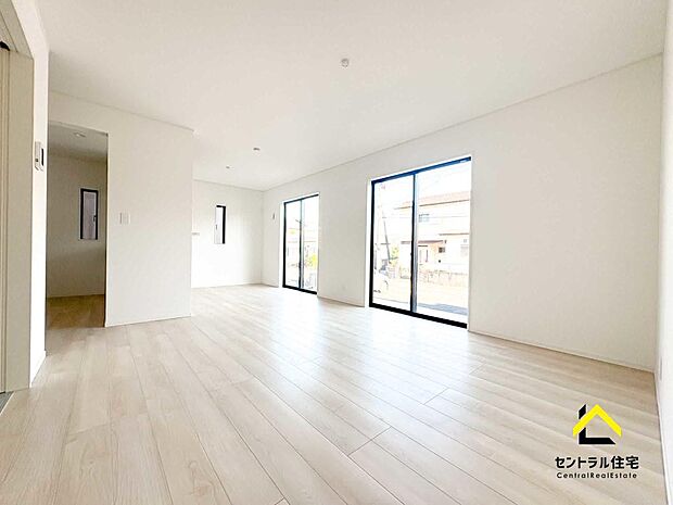 開放感と採光にこだわった約17帖のLDKが魅力です