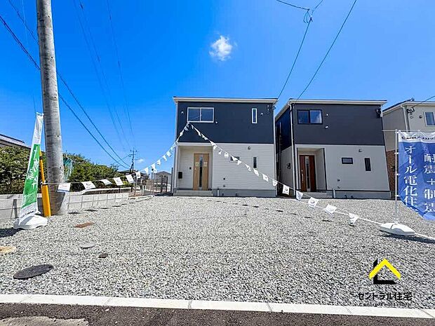 1号棟 外観 利便性の良い立地。落ち着いた住宅街の一角にあります。公園のお散歩でも優雅な時間を過ごすことができる街です。