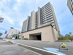 大淀川を望む、22.6帖のLDK。日常に美しい景色を。