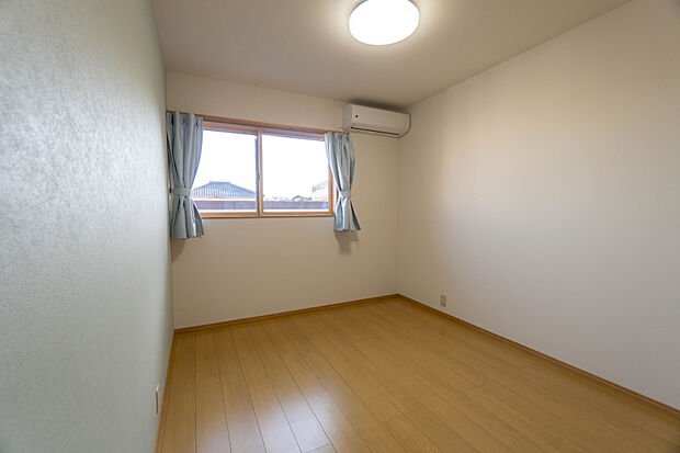 洋室5.3畳