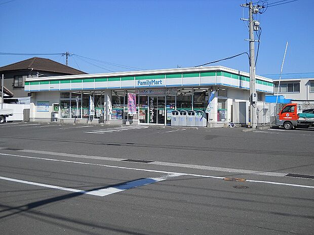 ファミリーマート潮見町店