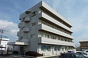  2階 築32年8ヶ月の賃貸物件