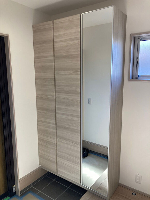 シューズボックス