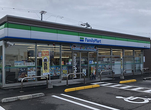 ファミリーマート高鍋上江店(距離478m/徒歩6分)