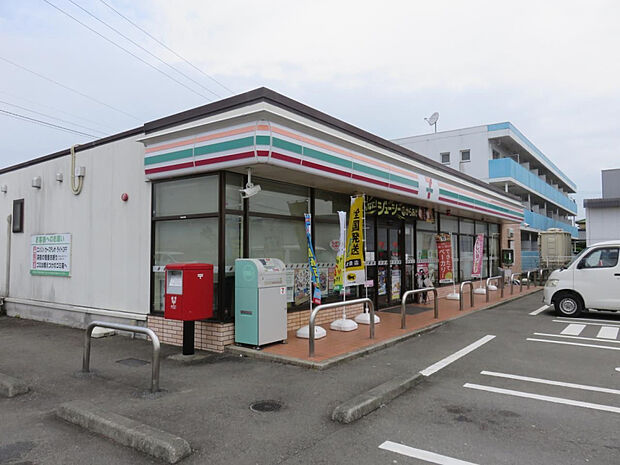 セブンイレブン宮崎飛江田店(距離236m/徒歩3分)