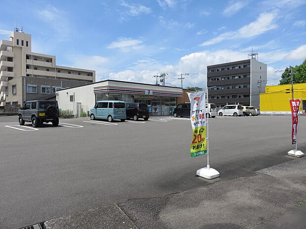 セブンイレブン宮崎船塚2丁目店(距離370m/徒歩5分)