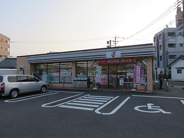 セブンイレブン宮崎松橋2丁目店(距離199m/徒歩3分)