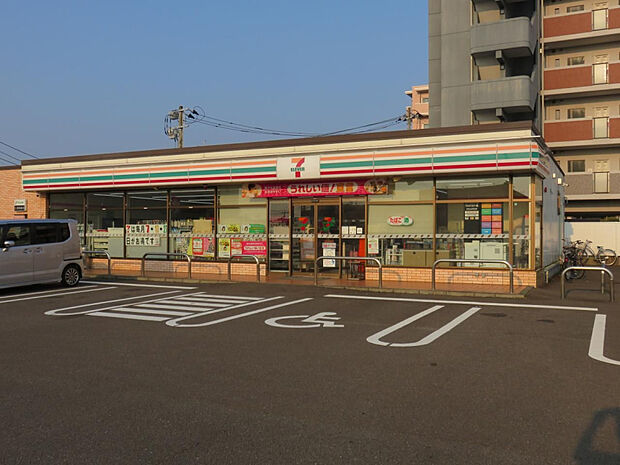 セブンイレブン宮崎一の宮町店(距離432m/徒歩6分)