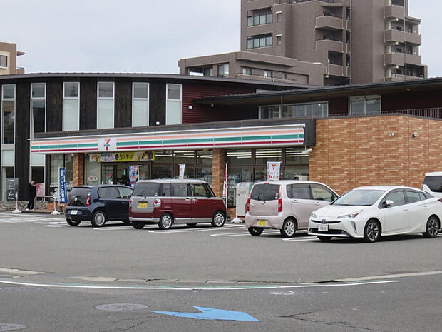 セブンイレブン宮崎船塚2丁目店(距離510m/徒歩7分)