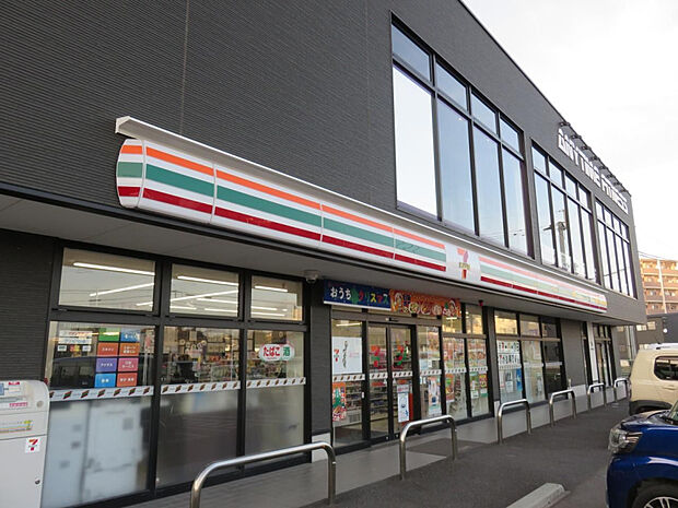 セブンイレブン宮崎産業経営大学前店(距離969m/徒歩13分)