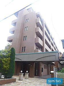 外観：松山市持田町1丁目にあります、2000年築6階建てのマンションです♪