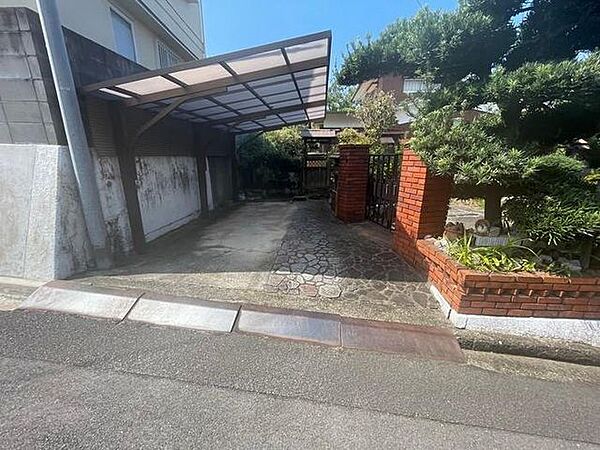 小学校近く安心です♪