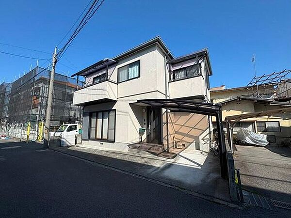 松山市内の銀行でしたら、どちらも提携しておりますので、お客様の支払い方や借り入れ状況に応じて、一番合ったご提案をさせていただきます♪