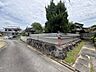 外観：北条バイパスへのアクセス良好な立地♪ゆったりとした広さなので、敷地内に建物と合わせてドッグランやガーデニングなど自分好みにカスタマイズができますね♪