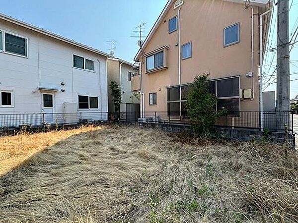土居田本村公園まで約140ｍ♪お散歩やお子様の遊び場にぴったりで嬉しい立地です！