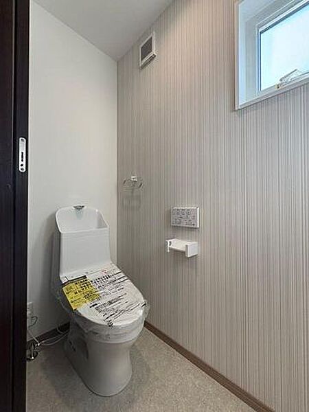 清潔感あふれるトイレは、毎日気持ちよくお使いいただけます♪快適な空間でリラックスタイムを♪