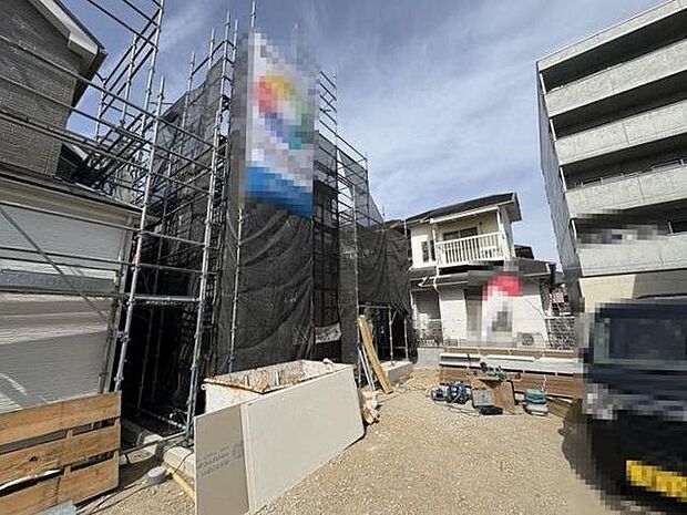 2階バルコニーは2部屋に続くロングバルコニー！南側にあるので、日当たり良好です♪