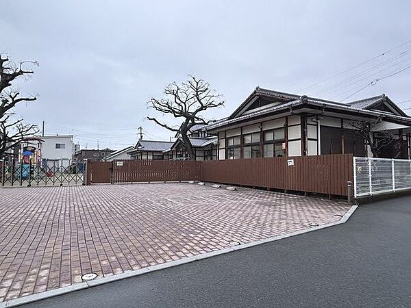 黒田保育所 369m