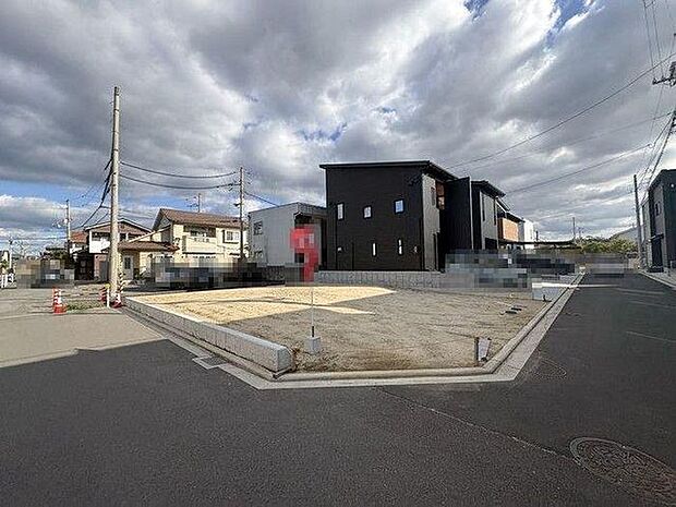 南西角地で開放感たっぷり♪採光・通風に優れ、明るく快適に過ごせる、家族みんなに嬉しい立地です♪