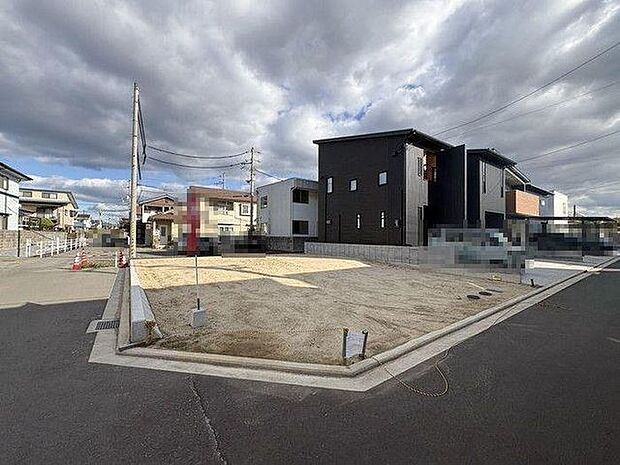 約3畳の洗面脱衣室は、洗濯や身支度がしやすく、家族みんながゆったり使えるちょうどいい広さです♪