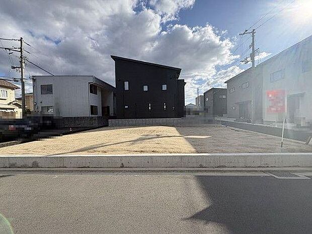 ファミリーマート 清住店まで約350ｍ♪ちょっとしたお買い物や急な用事にも便利です♪