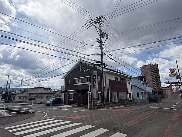 たんげ内科クリニック 446m
