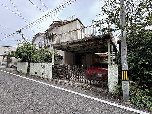 現地案内も承っております♪土地の広さや周辺環境を実際にご確認いただけますので、お気軽にご相談ください♪