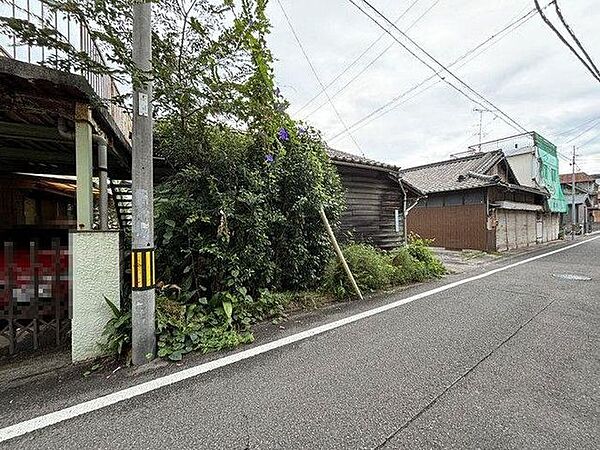 西側と南側に接道があるので、日当たり良好な立地です♪是非現地にてご体感頂ければと思います♪